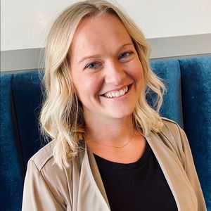 Meet your Posher, Jena